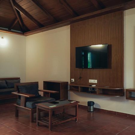 Coorggavadana Hotel Madikeri Buitenkant foto