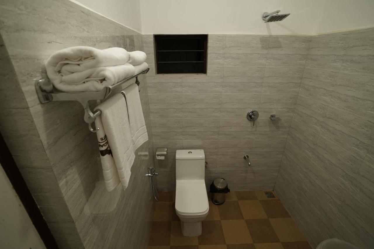 Coorggavadana Hotel Madikeri Buitenkant foto