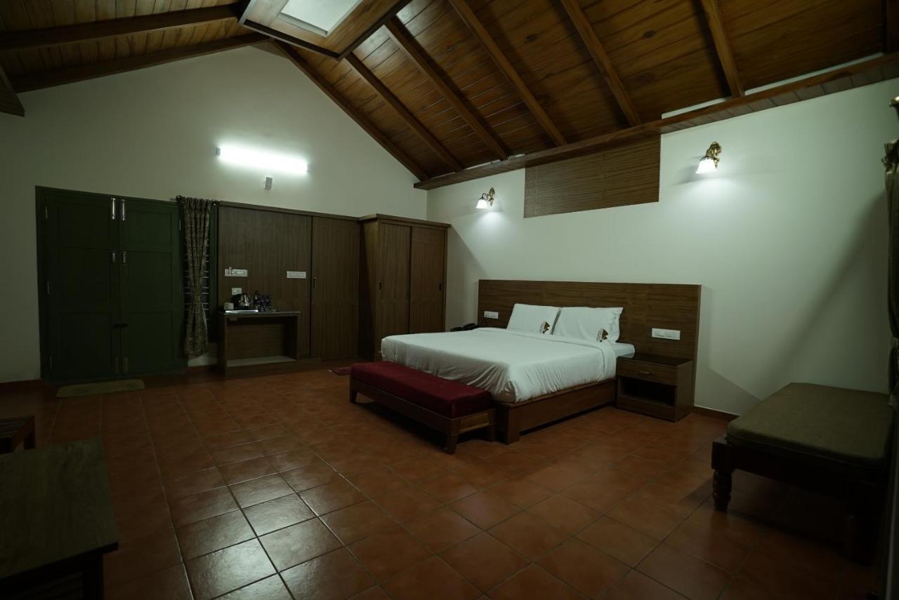 Coorggavadana Hotel Madikeri Buitenkant foto