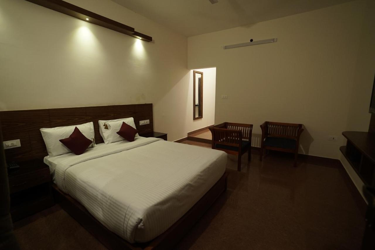 Coorggavadana Hotel Madikeri Buitenkant foto