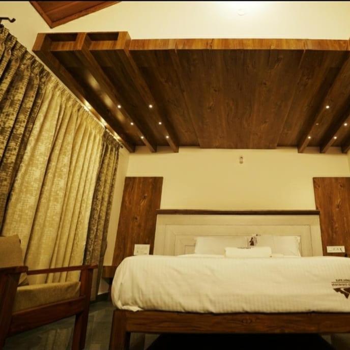 Coorggavadana Hotel Madikeri Buitenkant foto