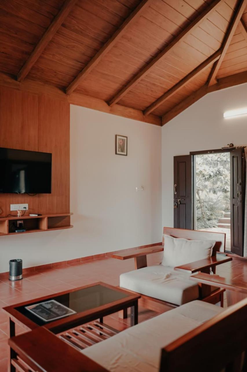 Coorggavadana Hotel Madikeri Buitenkant foto