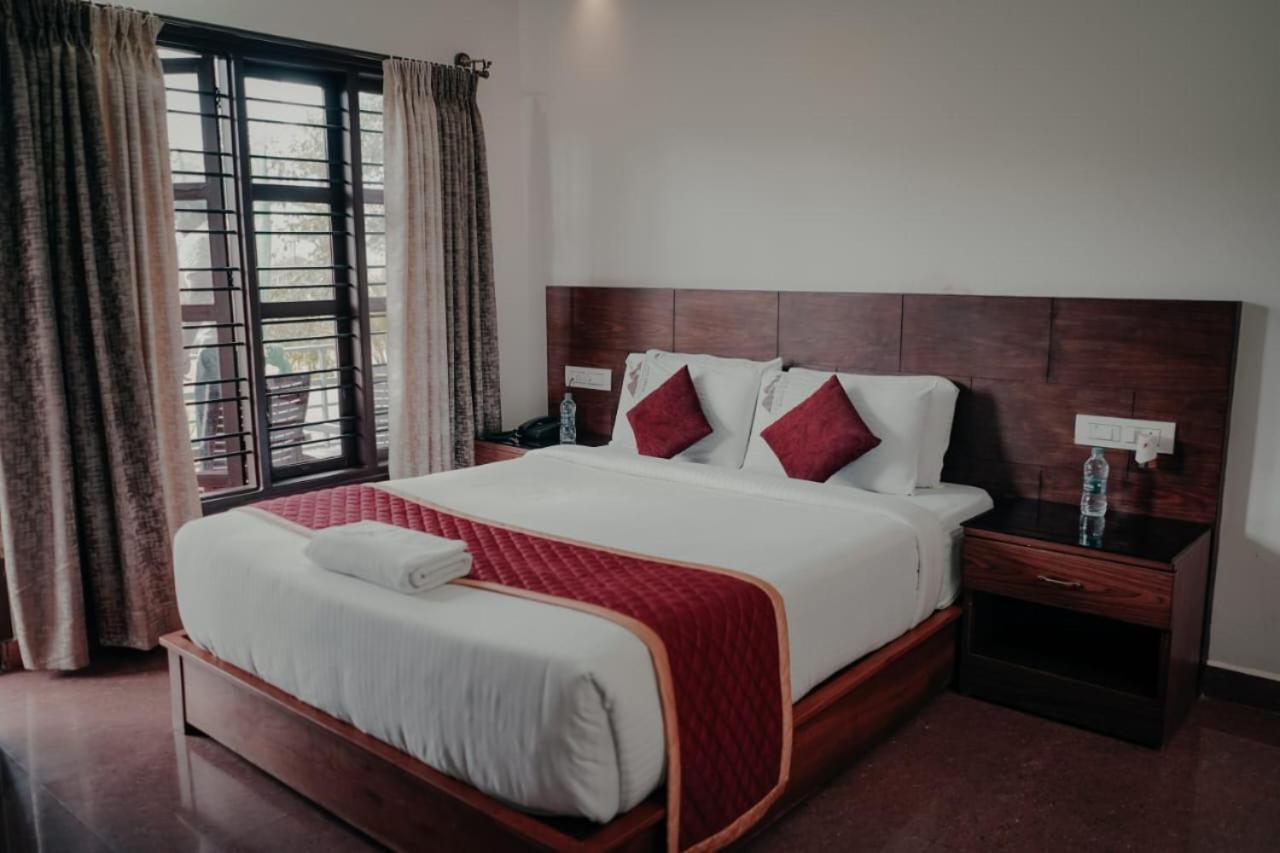 Coorggavadana Hotel Madikeri Buitenkant foto